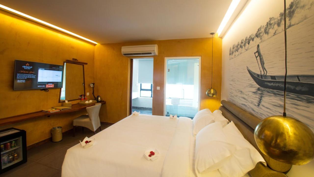 Almond Hotel Bassac River Phnom Penh Exterior photo