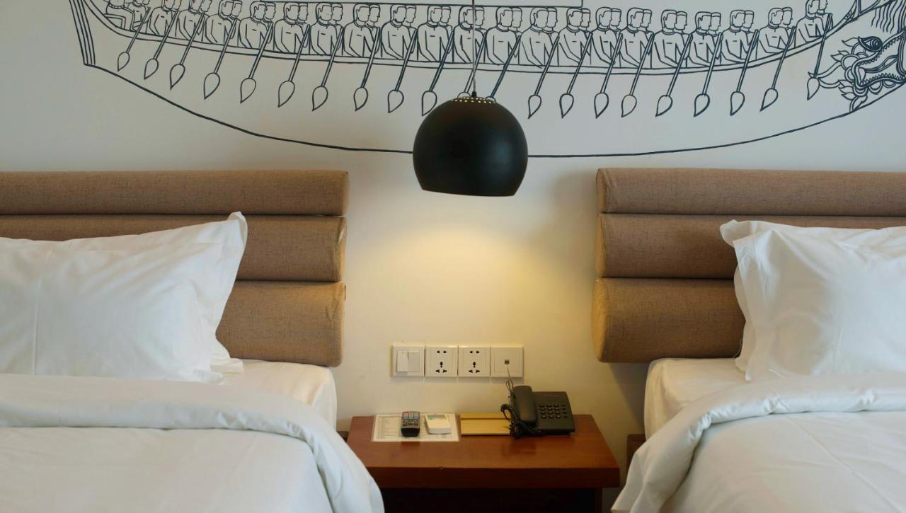 Almond Hotel Bassac River Phnom Penh Exterior photo
