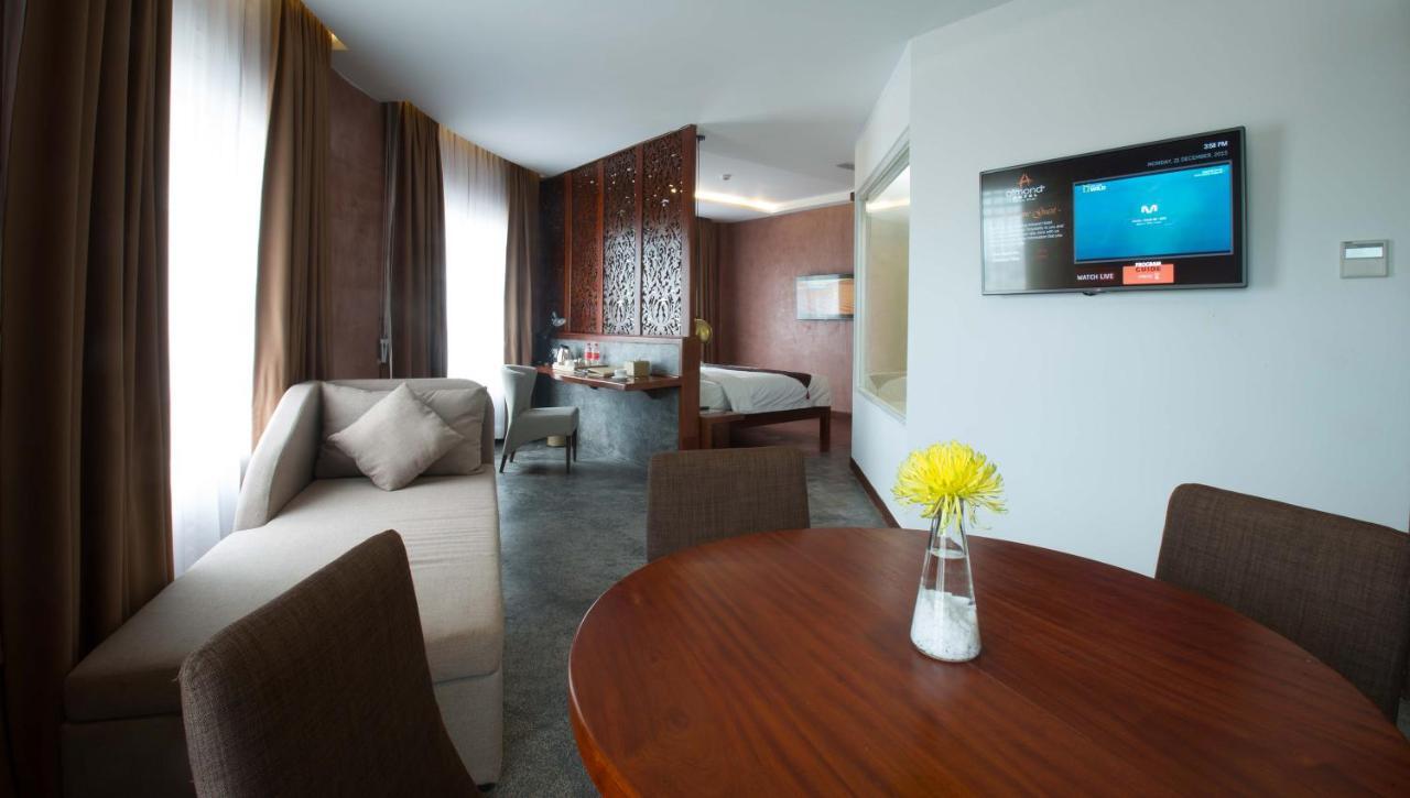 Almond Hotel Bassac River Phnom Penh Exterior photo